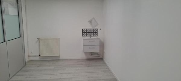 Fonds et/ou murs commerciaux à louer à Amiens dans la Somme (80000), ref : 80004-L371   
Henriville