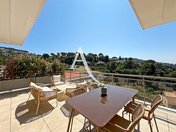 Dernier étage - Vue mer panoramique - Appartement 4 pièces neuf au Cannet