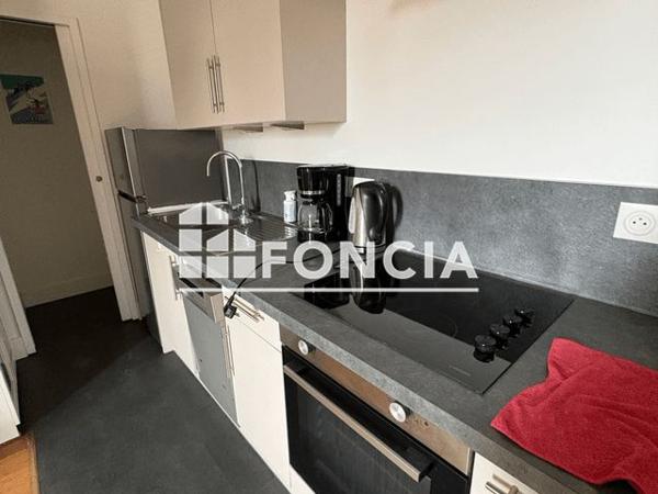 Location Studio 29.92 m² - 81 RUE LEBLANC Paris 75015