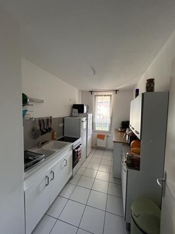 F3 de 70 m2 + une cave + 2 places de parking à PFASTATT (68120)