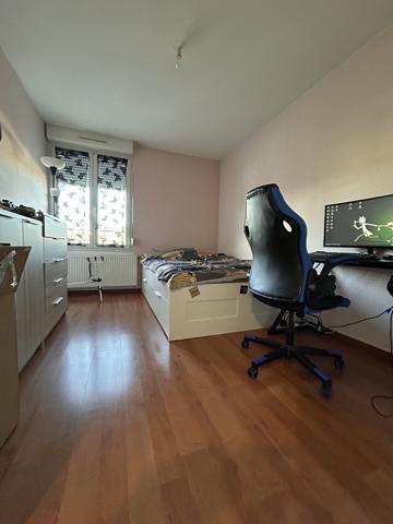 F3 de 70 m2 + une cave + 2 places de parking à PFASTATT (68120)