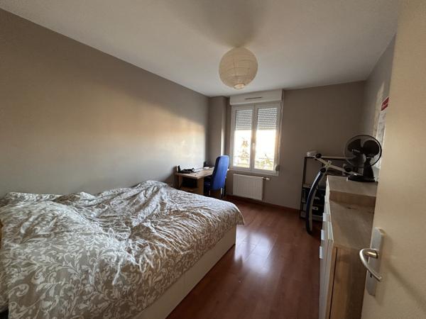 F3 de 70 m2 + une cave + 2 places de parking à PFASTATT (68120)