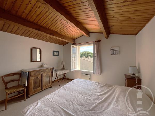 Maison familiale avec grand jardin et fort potentiel