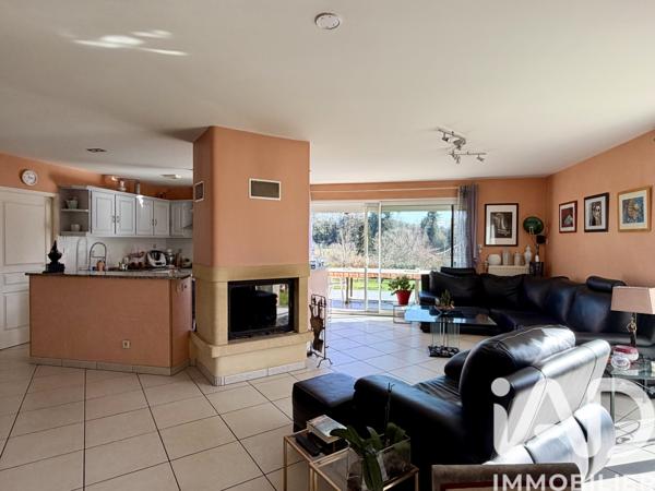 Maison à vendre 6 pièces 146 m² Saint-Priest-Taurion