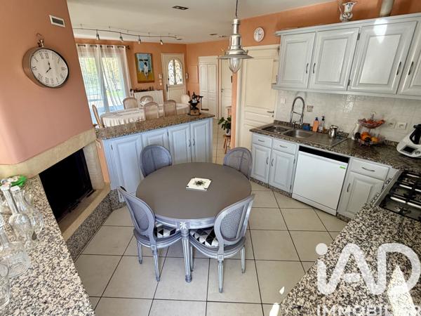 Maison à vendre 6 pièces 146 m² Saint-Priest-Taurion