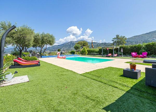 Maison à vendre    4 pièces •  Colomars