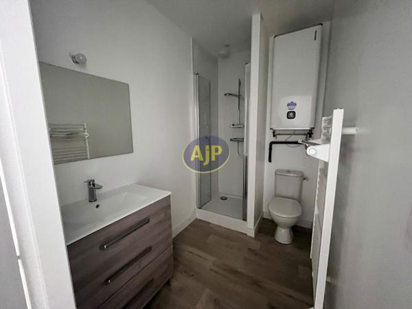 Location appartement Cleguerec : 460 € - AJP Immobilier Pontivy