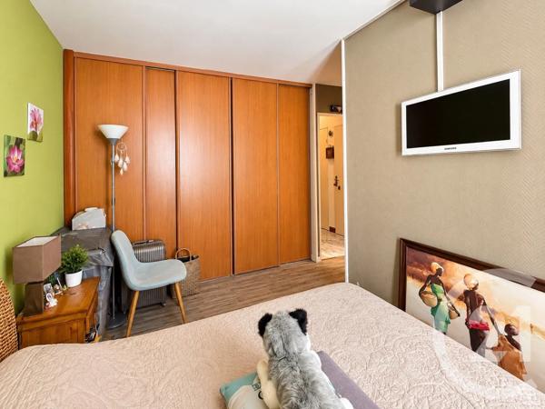 Appartement F2 à vendre  2 pièces - 50,17 m 2   EVRY  - 91