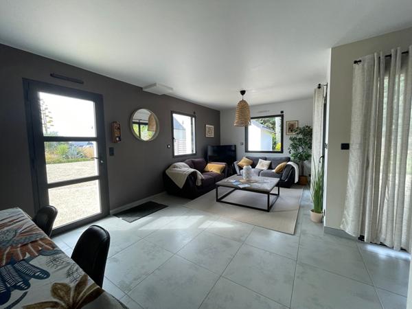QUIBERON - Vente Maison contemporaine avec 3 chambres, garage et terrain de 825m²