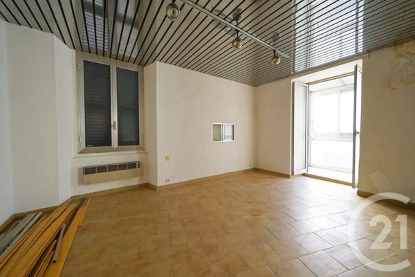 Appartement à vendre  8 pièces - 185 m 2   BASTIA  - 202