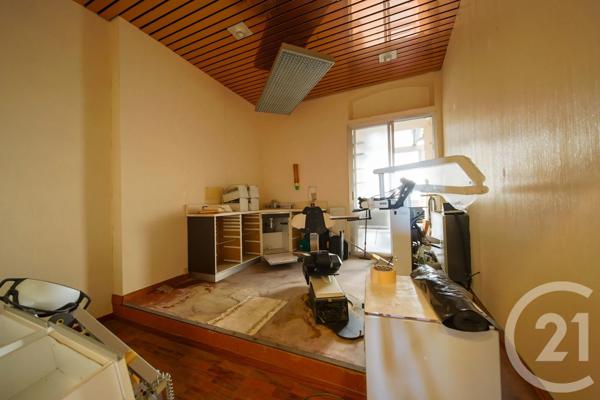 Appartement à vendre  8 pièces - 185 m 2   BASTIA  - 202