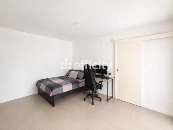 Appartement
         1 pièce
        - 26 m² Exclusivité 126 000 € *