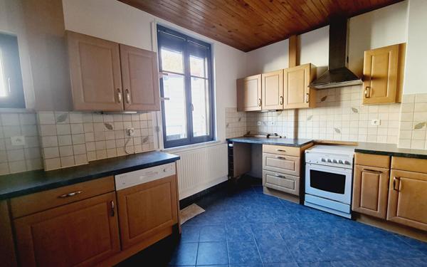 Appartement à louer    3 pièces •  Strasbourg