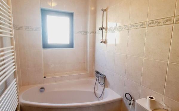 Appartement à louer    3 pièces •  Strasbourg