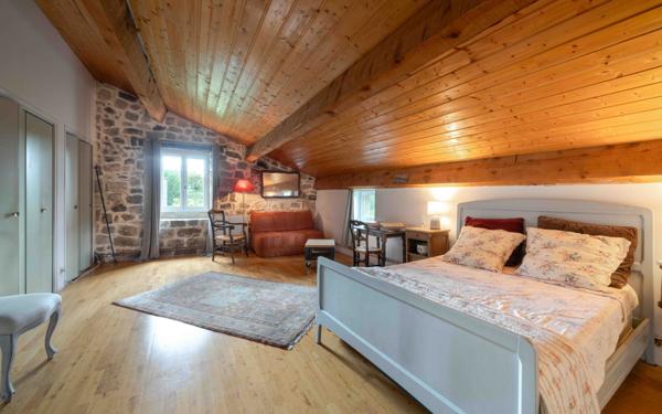 Maison à vendre    7 pièces •  Montréal