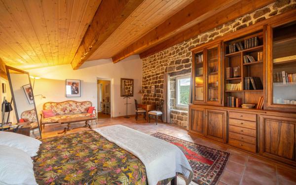 Maison à vendre    7 pièces •  Montréal