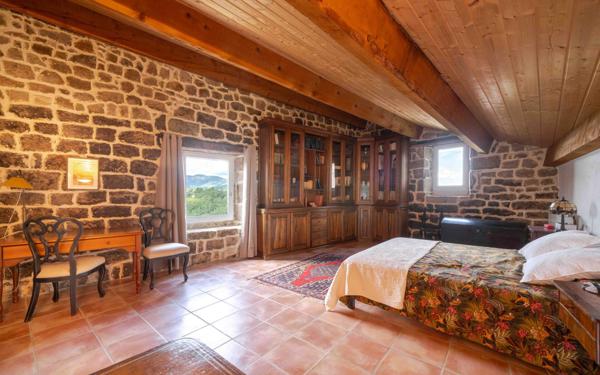 Maison à vendre    7 pièces •  Montréal