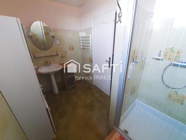 Spacieux pavillon 8pièces, 5chambres,sur sous sol!