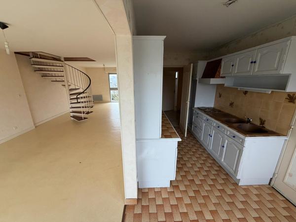 APPARTEMENT T3 DUPLEX + PARKING