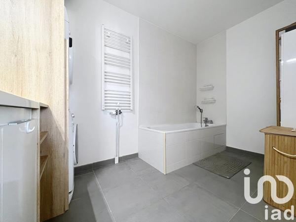 Appartement 3 pièces de 61 m² à Neuilly-sur-Marne (93330)
