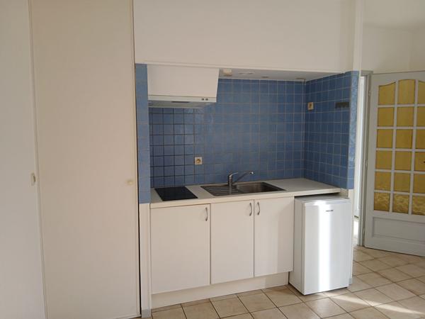 Bel appartement T2 de 29 m² avec cour privative et stationnement