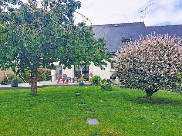 Maison familiale 4 chambres - Vie de plain-pied - Jardin clos - Lamballe