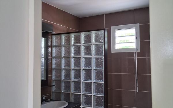 Appartement à vendre    3 pièces • 61,39 m2 Le Gosier