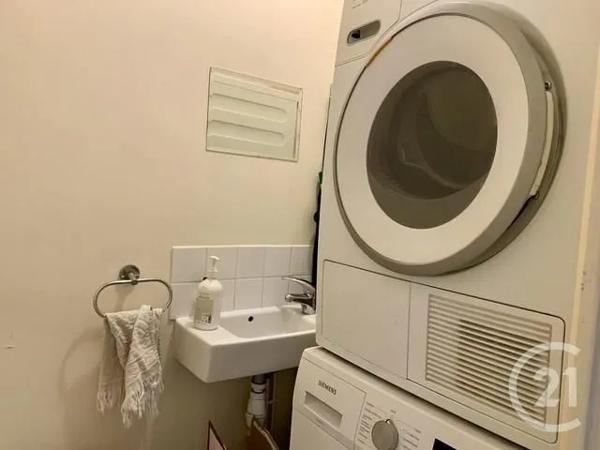 à vendre  65 m 2   PARIS  - 75006
