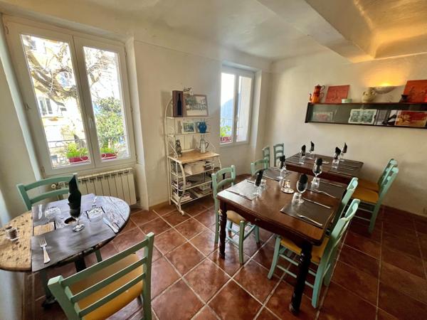 Restaurant 60 places en terrasse 60 en intérieur + Grand appartement URGENT