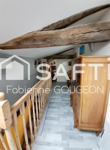 Maison  restaurée de 205 m² env habitable 4 chambres et studio indépendant