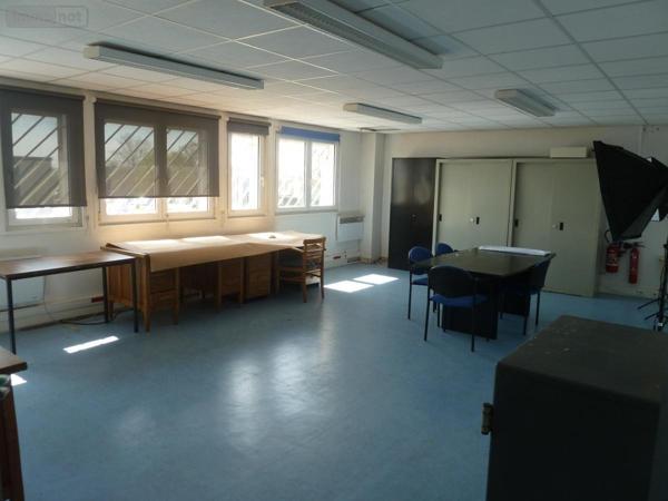 Fonds et/ou murs commerciaux à louer à Cambrai dans le Nord (59400), ref : 59083-L1710