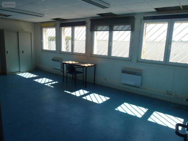 Fonds et/ou murs commerciaux à louer à Cambrai dans le Nord (59400), ref : 59083-L1710