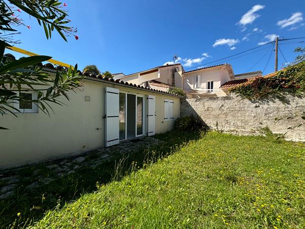 17200 ROYAN ensemble de deux appartements