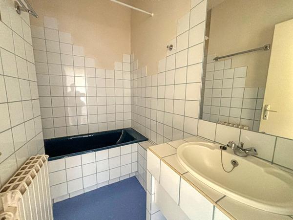 17200 ROYAN ensemble de deux appartements