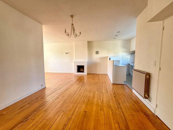 17200 ROYAN ensemble de deux appartements