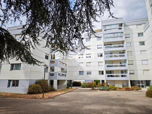 CHOLET CENTRE-VILLE – T3 AVEC TERRASSE, PARKING ET GARAGE