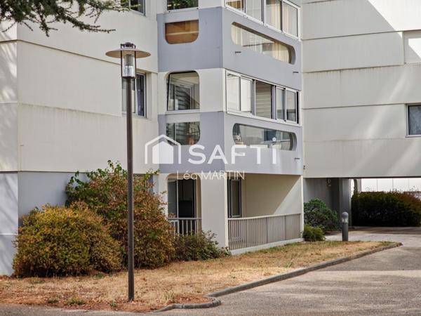 CHOLET CENTRE-VILLE – T3 AVEC TERRASSE, PARKING ET GARAGE