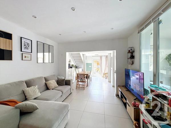 Appartement F3 à vendre  3 pièces - 67,02 m 2   IVRY SUR SEINE  - 94