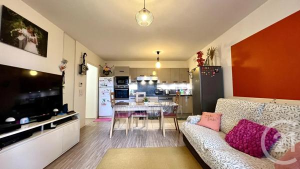 Appartement F3 à vendre  3 pièces - 63 m 2   CERGY  - 95