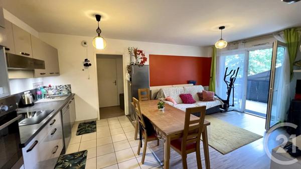 Appartement F3 à vendre  3 pièces - 63 m 2   CERGY  - 95
