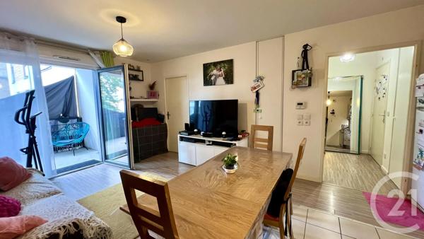 Appartement F3 à vendre  3 pièces - 63 m 2   CERGY  - 95