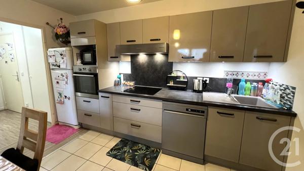 Appartement F3 à vendre  3 pièces - 63 m 2   CERGY  - 95
