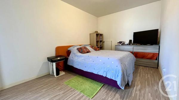 Appartement F3 à vendre  3 pièces - 63 m 2   CERGY  - 95