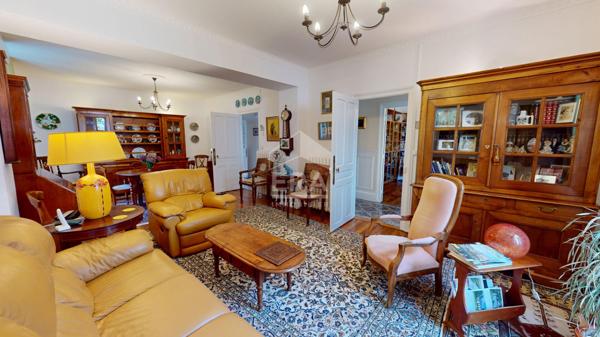 Maison de Maître à vendre ? Cosne-Cours-sur-Loire 9 pièce(s) 228 m2