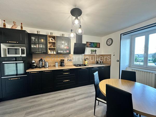 Vente Maison98 m² - 3 Pièces - SANSSAC L EGLISE (43320)
