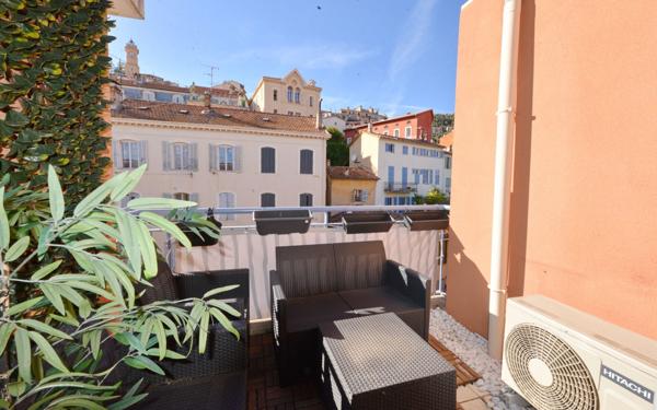 Appartement à louer    2 pièces • 44,01 m2 Grasse