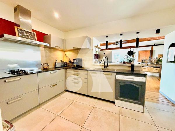 Maison 8 pièces 260 m2