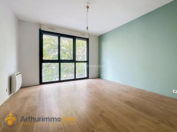 Vente                                                      Appartement
                        
                     2 pièces                      44 m2                     à Reims