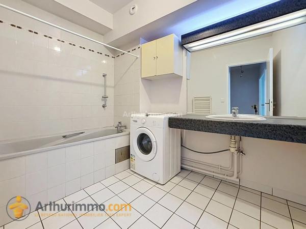 Vente                                                      Appartement
                        
                     2 pièces                      44 m2                     à Reims