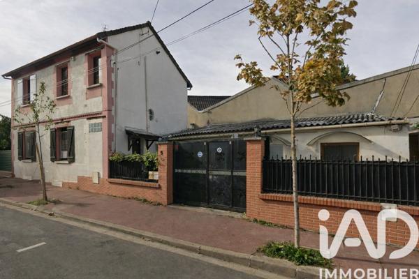 Immeuble à vendre 160 m² La Courneuve